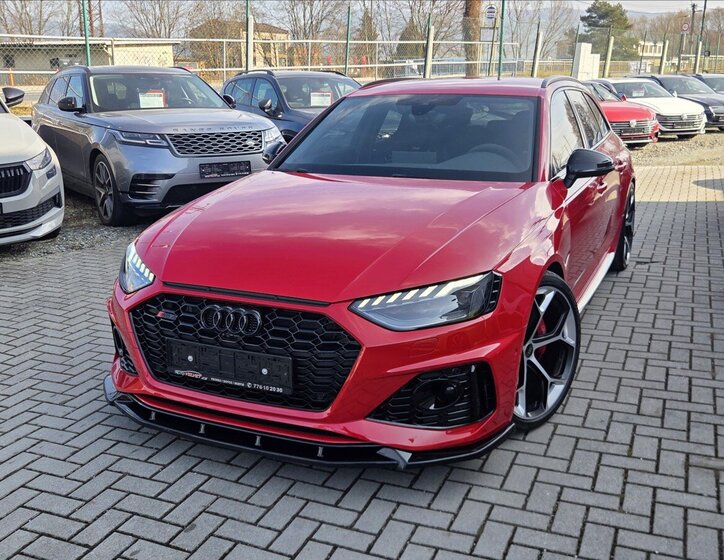 Audi RS 4 Kombi 2,9 l 331 kw