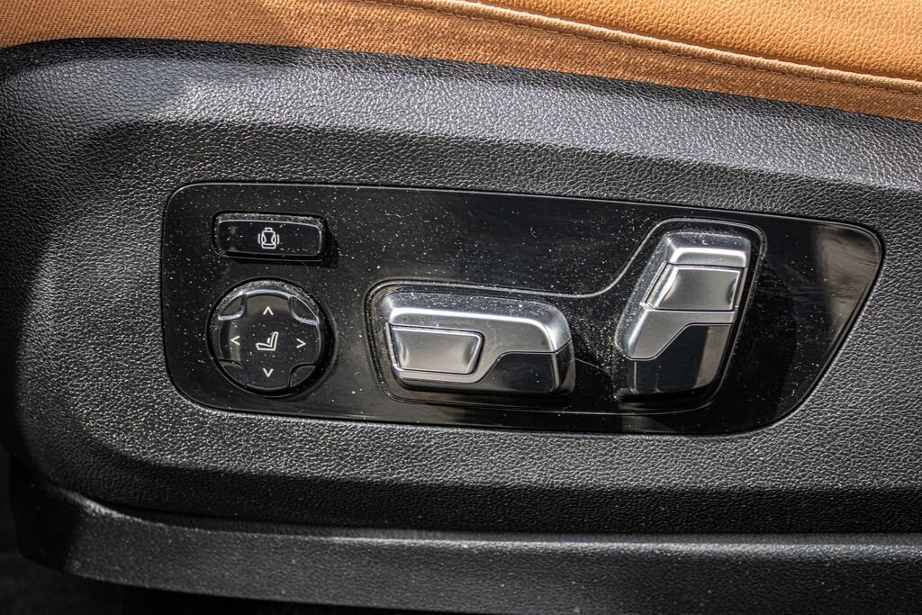 BMW X5 SUV / Terénní 3,0 l 195 kw