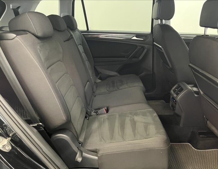 Volkswagen Tiguan Allspace SUV / Terénní 2,0 l 147 kw