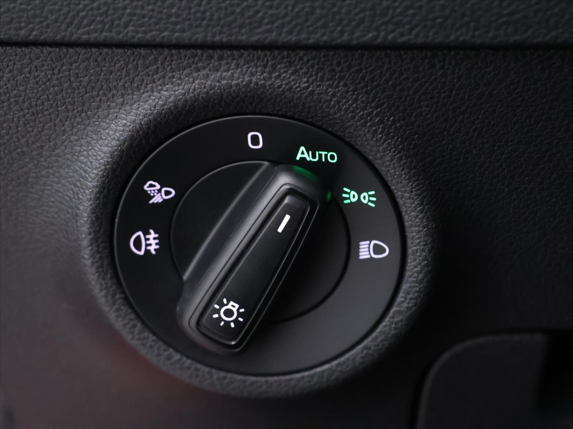 Škoda Karoq SUV 2,0 l 110 kw