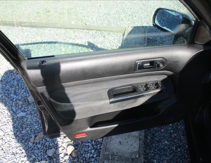 Volkswagen Golf Hatchback 1,6 l 77 kw