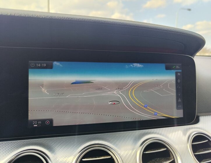 Mercedes-Benz Třídy E Kombi 2,0 l 143 kw