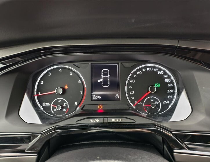 Volkswagen Polo Hatchback 999,0 70 kw