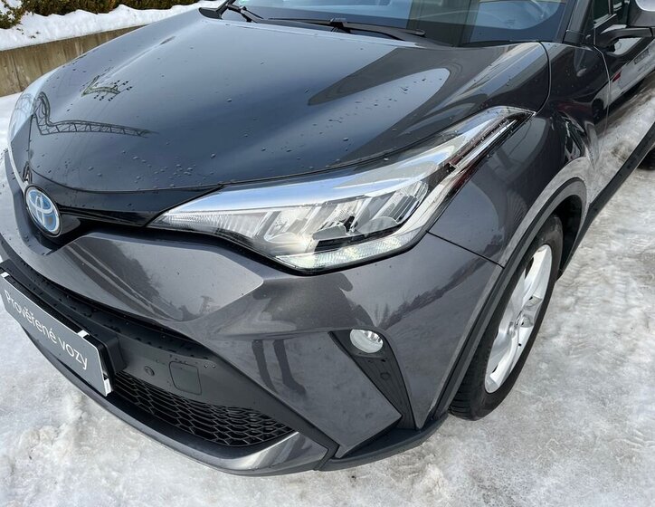 Toyota C-HR 32