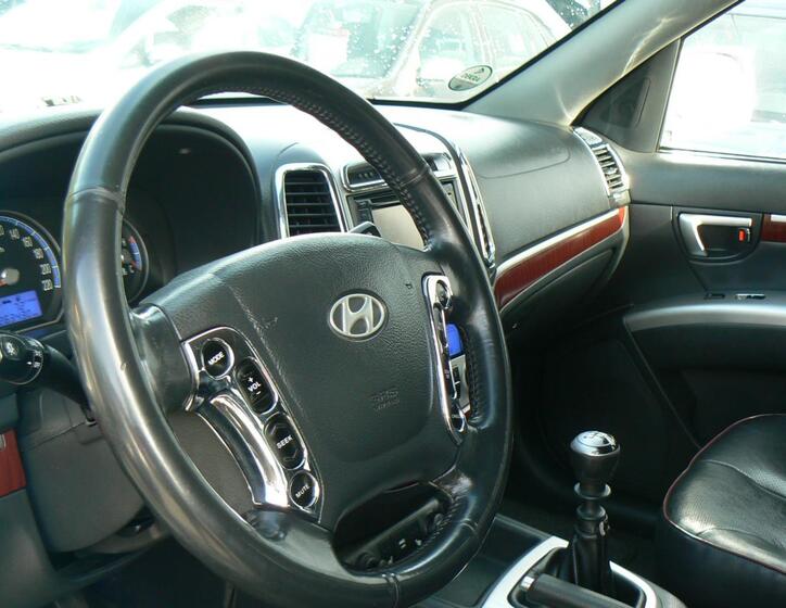 Hyundai Santa Fe 9