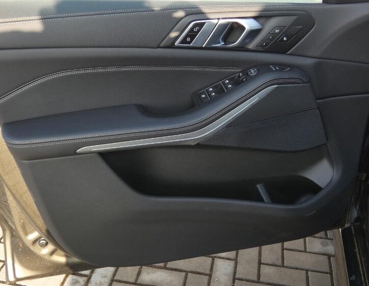 BMW X5 SUV / Terénní 3,0 l 195 kw