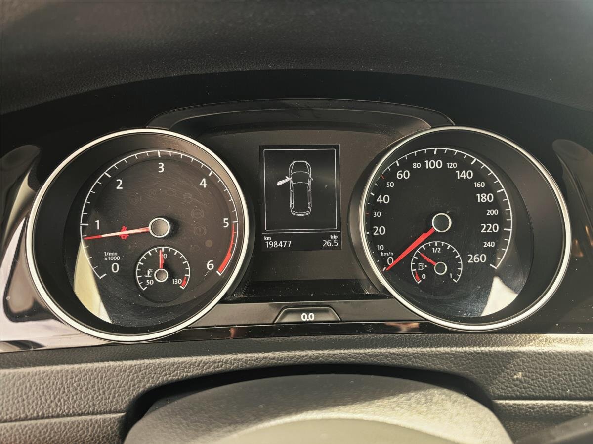 Volkswagen Golf Kombi 2,0 l 110 kw