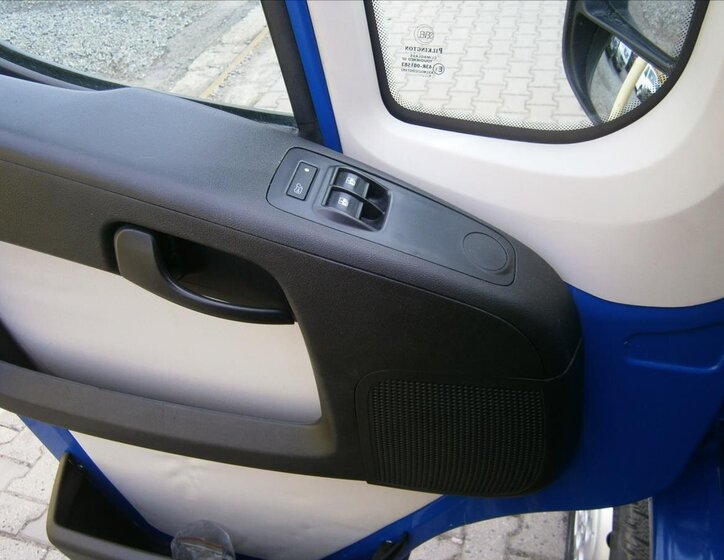 Peugeot Boxer Ostatní 2,2 l 81 kw