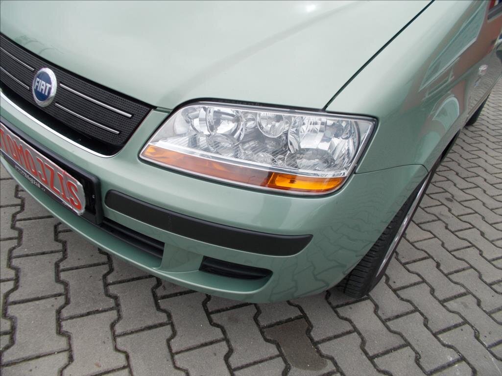 Fiat Idea Hatchback 1,9 l 74 kw