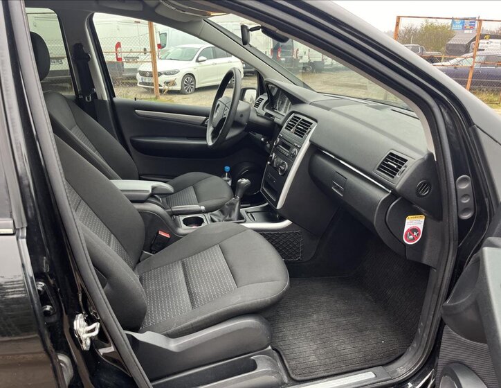 Mercedes-Benz Třídy B 10