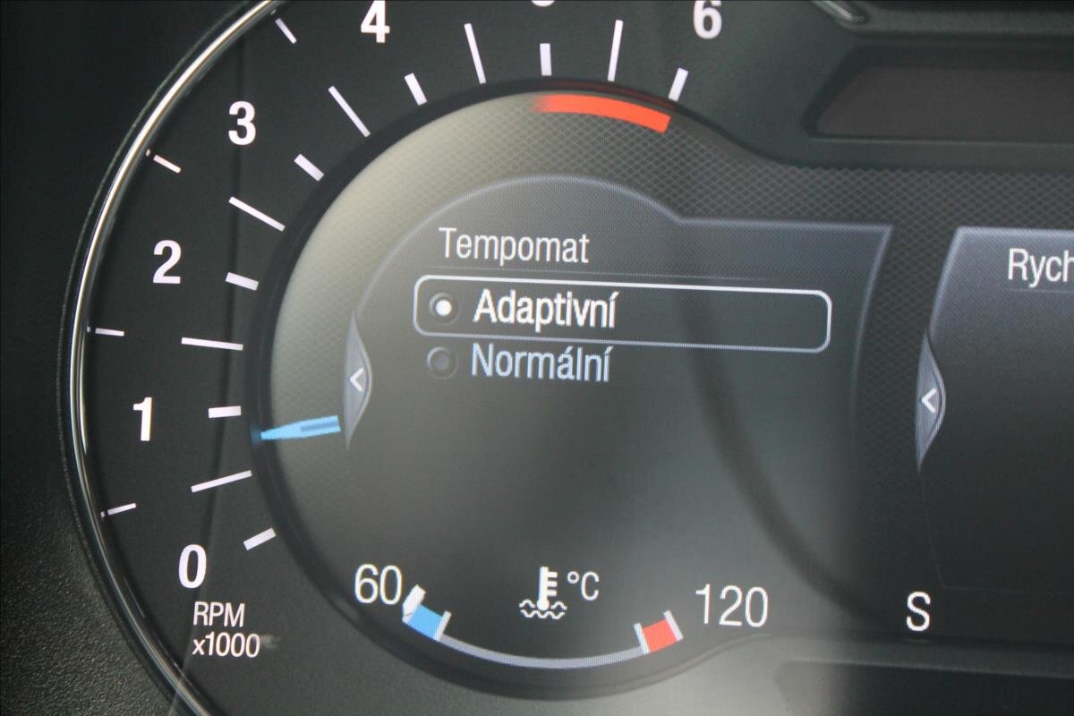 Ford Mondeo Kombi 2,0 l 132 kw