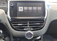 Peugeot 2008 MPV 1,2 l 81 kw