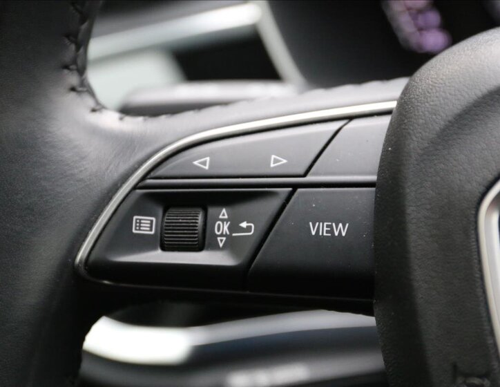 Audi Q3 SUV 2,0 l 140 kw