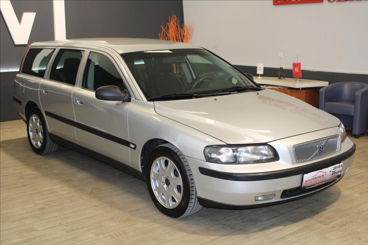 Volvo V70 Kombi 2,4 l 125 kw