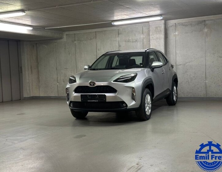Toyota Yaris Cross SUV 1,5 l 68 kw
