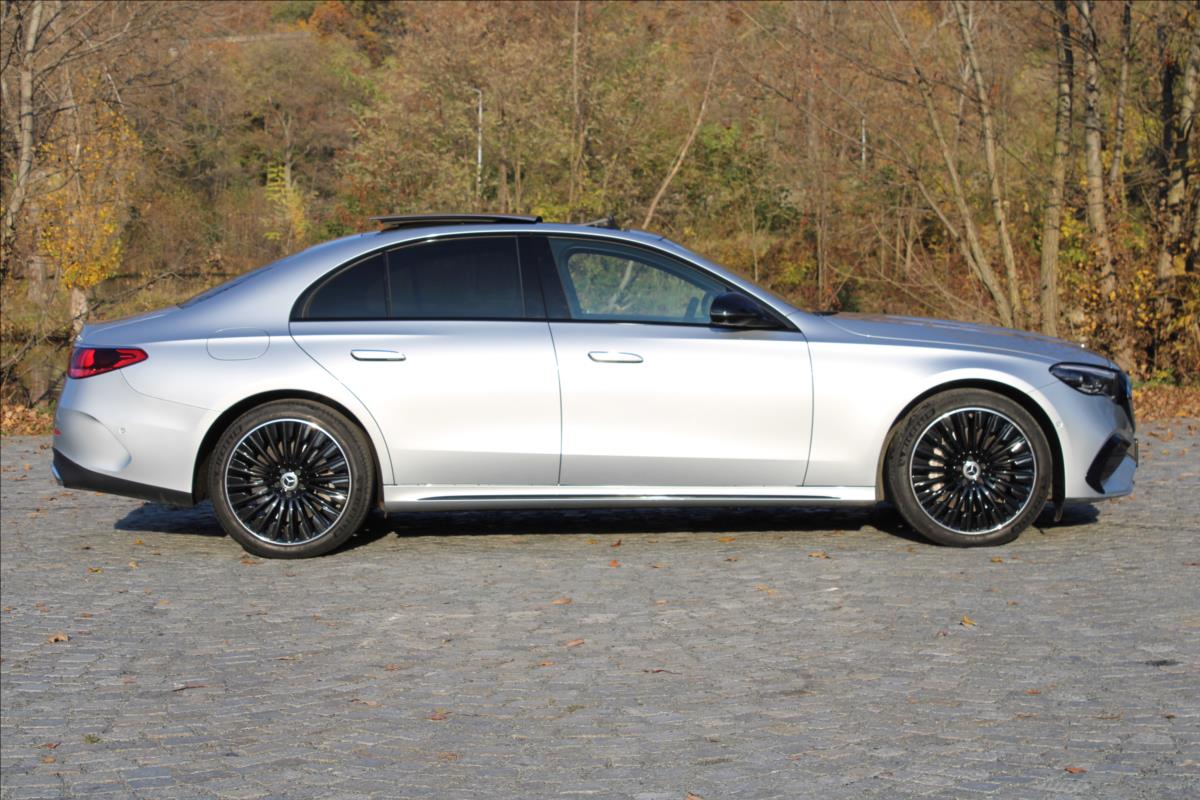 Mercedes-Benz Třídy E