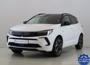 Opel Grandland SUV / Terénní 1,6 l 147 kw