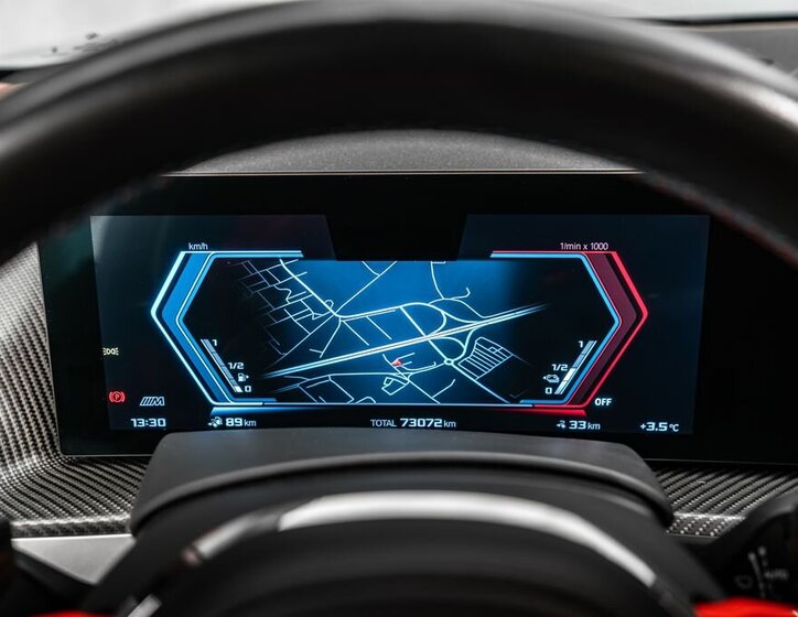 BMW XM SUV 4,4 l 360 kw