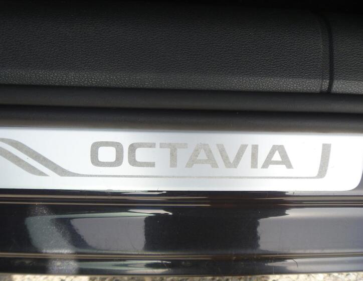 Škoda Octavia 12