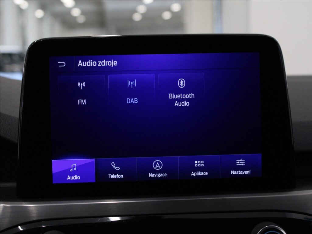 Ford Kuga SUV / Terénní 1,5 l 88 kw