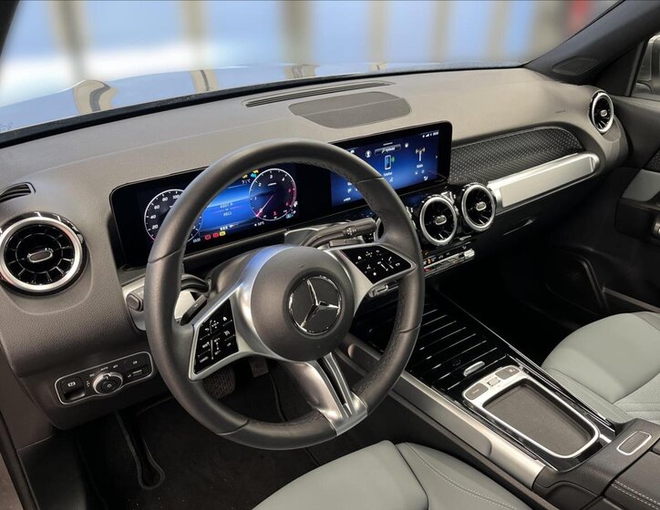 Mercedes-Benz GLB SUV / Terénní 2,0 l 85 kw