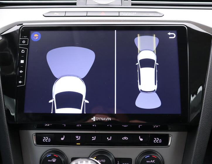 Volkswagen Passat 25