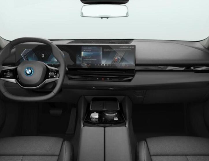 BMW i5 3