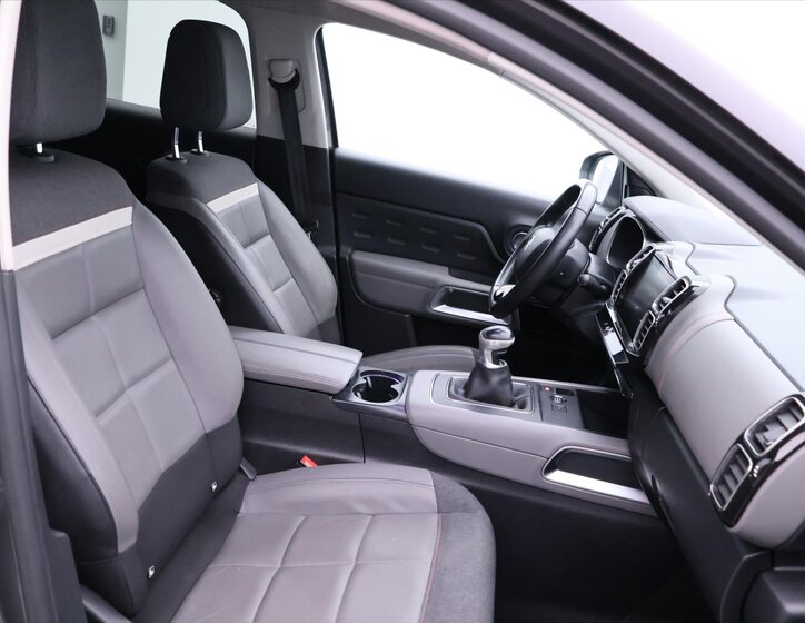 Citroën C5 Aircross SUV / Terénní 1,2 l 96 kw