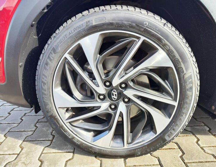 Hyundai Tucson SUV 2,0 l 136 kw