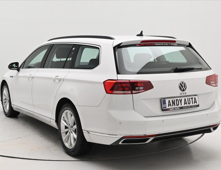 Volkswagen Passat Kombi 1,4 l 115 kw
