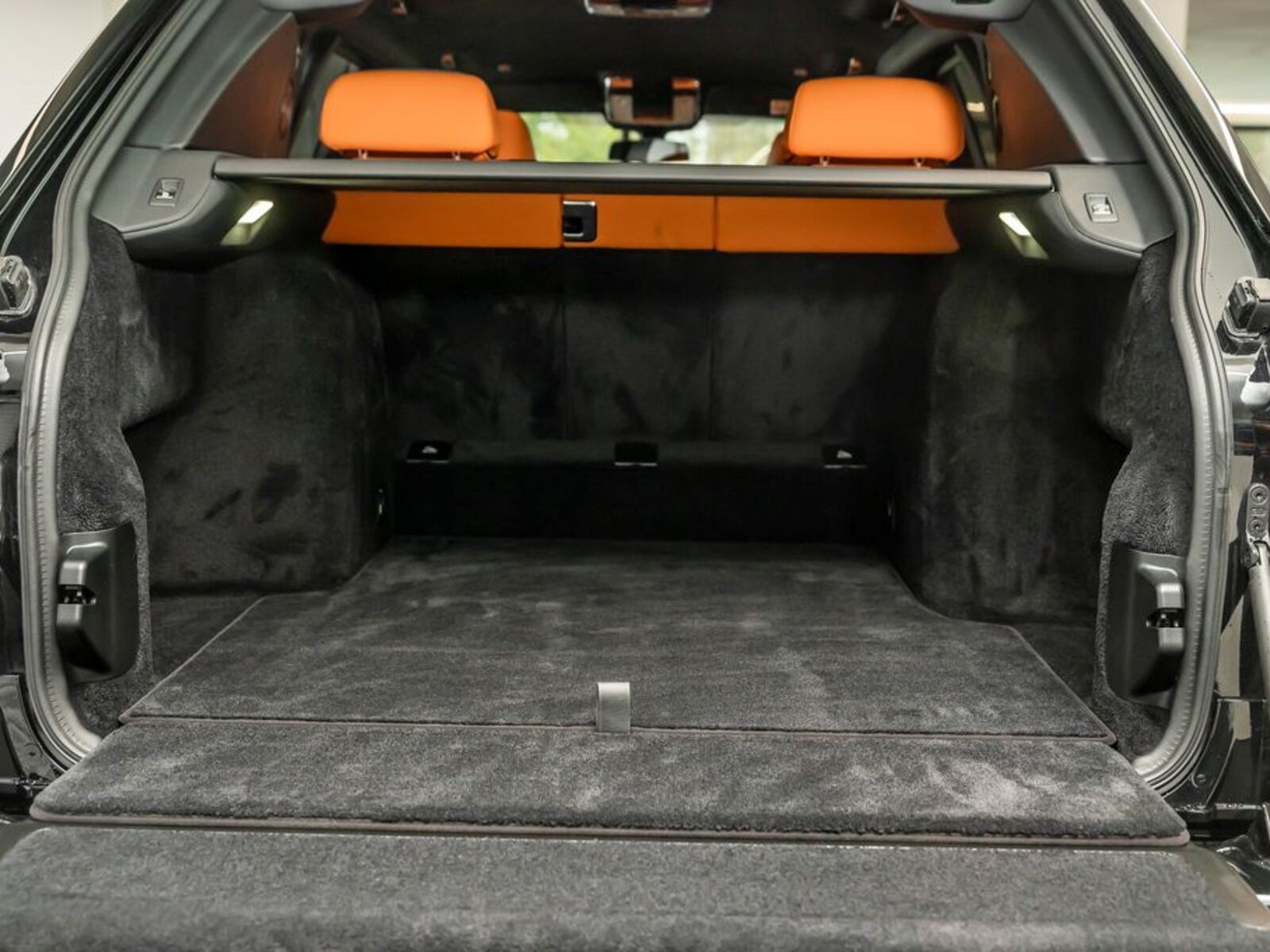 Rolls-Royce Cullinan 23