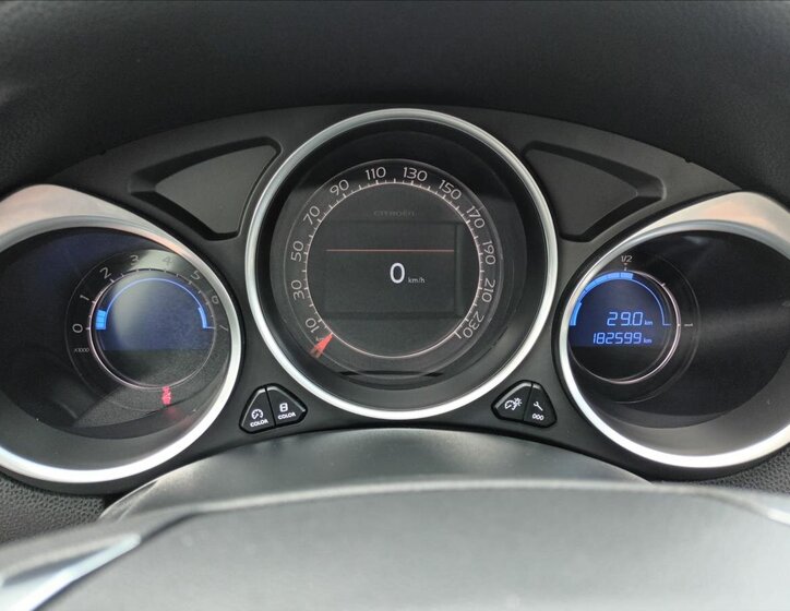 Citroën DS4 Hatchback 1,6 l 147 kw