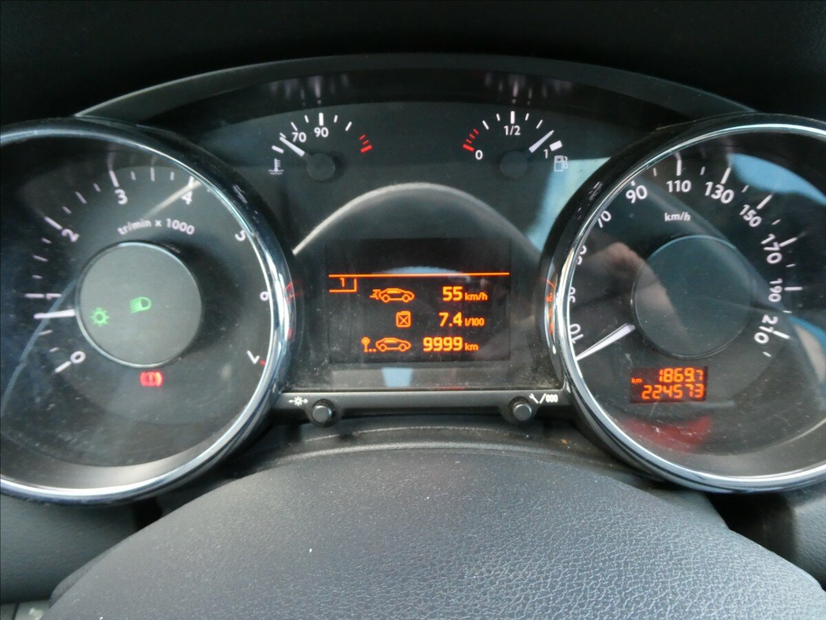 Peugeot 5008 MPV 1,6 l 115 kw