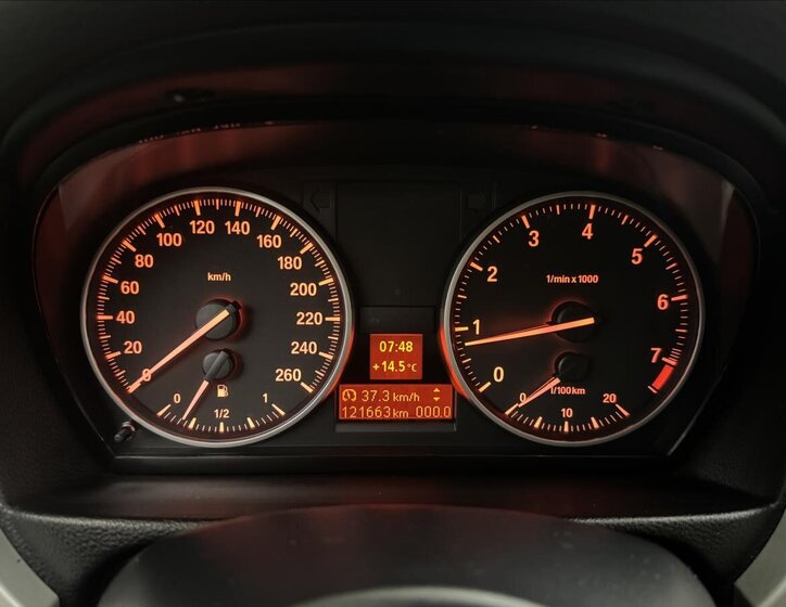 BMW Řada 3 Kabriolet 2,0 l 125 kw