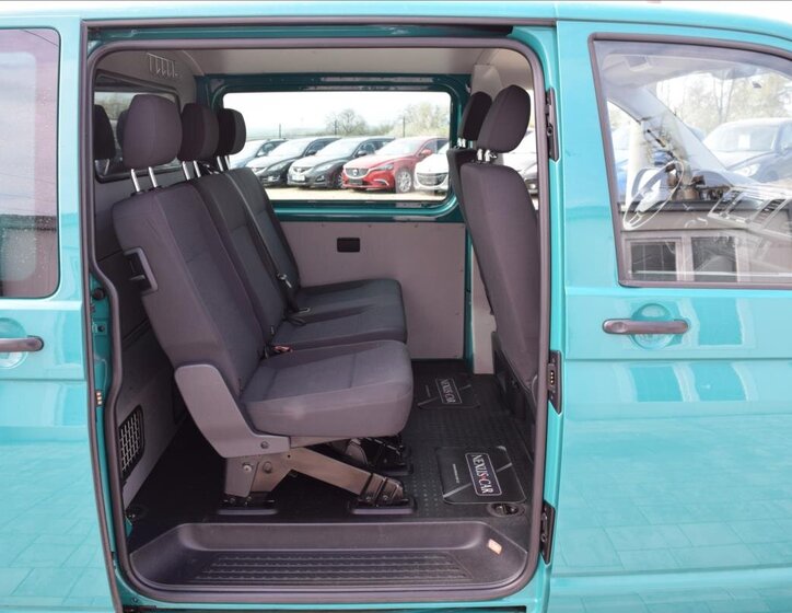 Volkswagen Transporter Kombi 2,0 l 110 kw