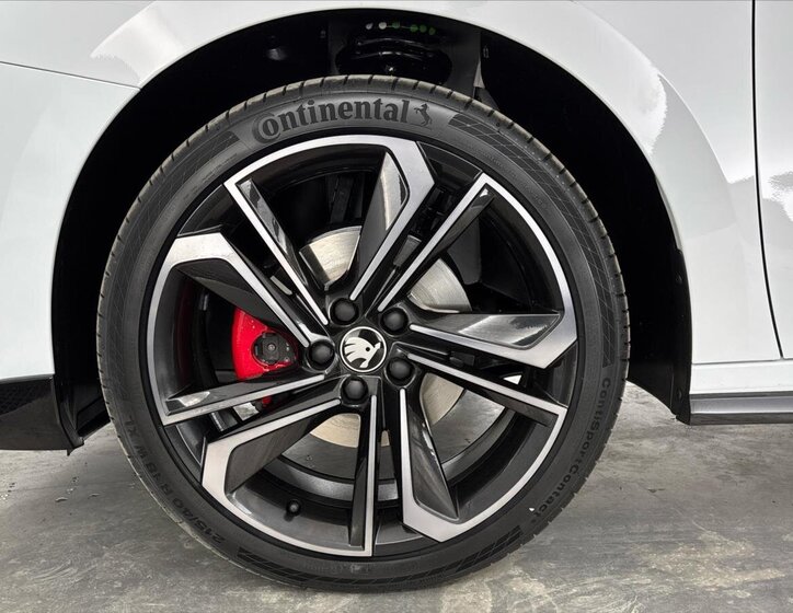 Škoda Fabia Hatchback 1,5 l 130 kw