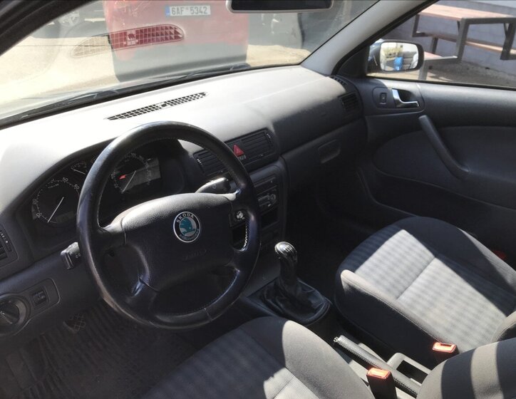 Škoda Octavia Liftback 1,6 l 75 kw