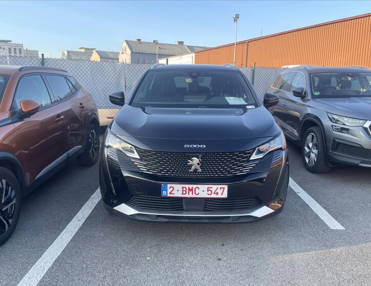 Peugeot 5008 SUV / Terénní 1,5 l 96 kw