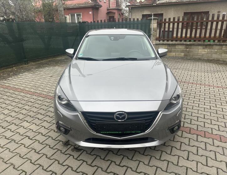 Mazda 3 10