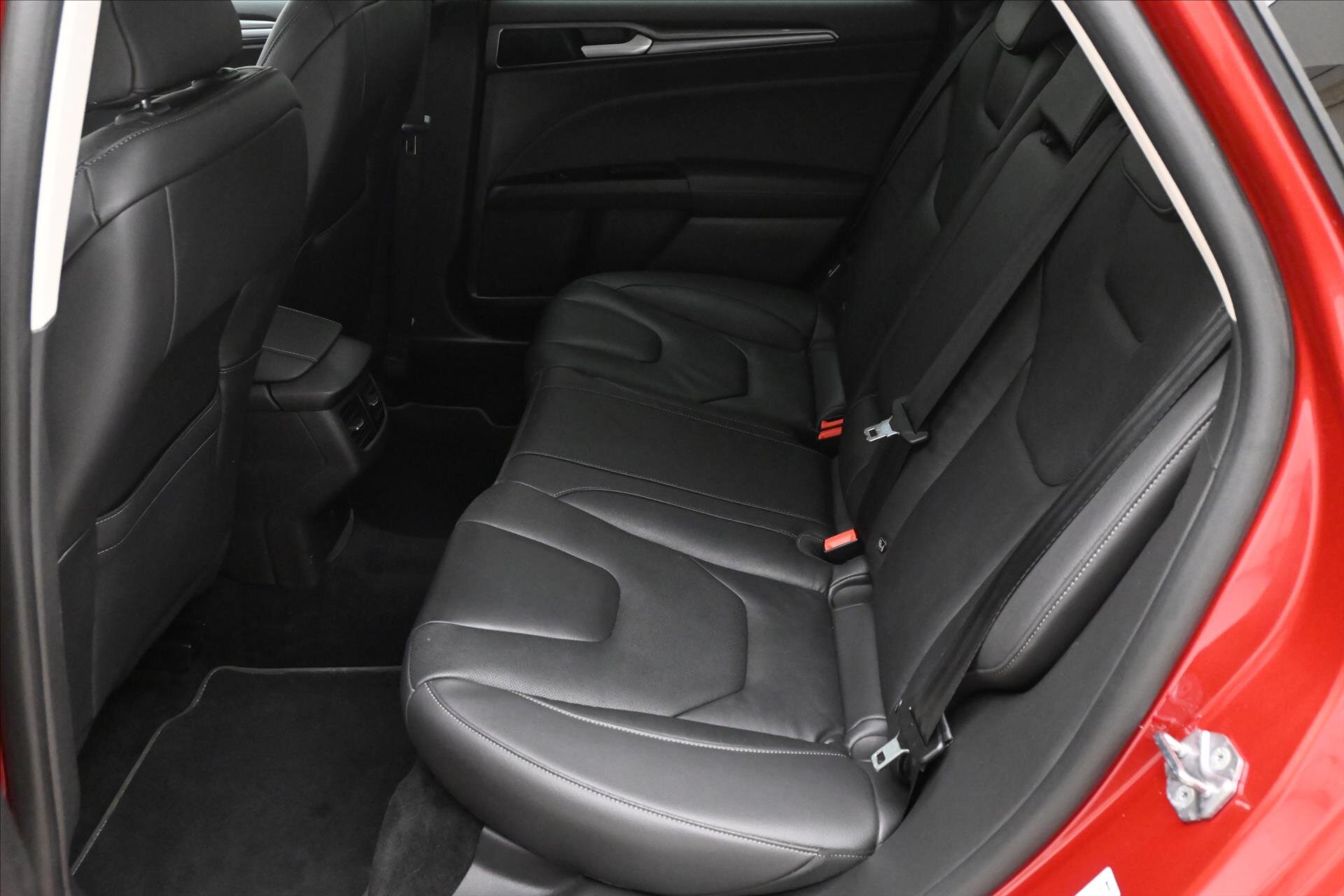 Ford Mondeo Liftback 2,0 l 110 kw