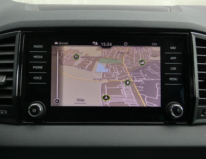 Škoda Karoq SUV / Terénní 1,5 l 110 kw