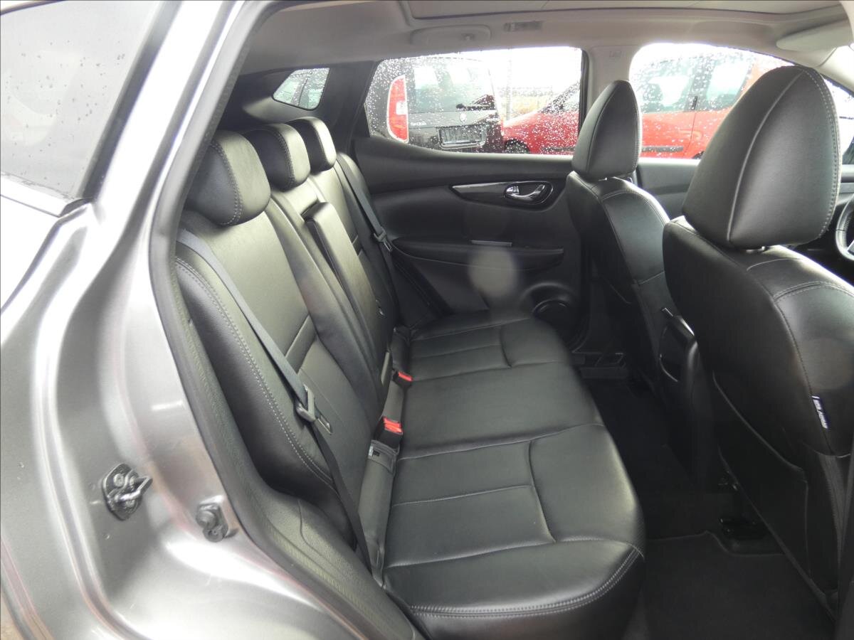 Nissan Qashqai SUV 1,2 l 85 kw