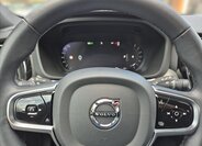 Volvo XC60 SUV / Terénní 2,0 l 145 kw