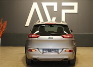 Jeep Cherokee SUV / Terénní 2,2 l 136 kw
