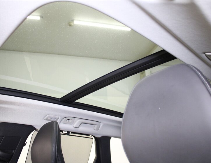 Volvo V90 Kombi 2,0 l 220 kw