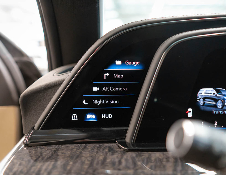 Cadillac Escalade 23