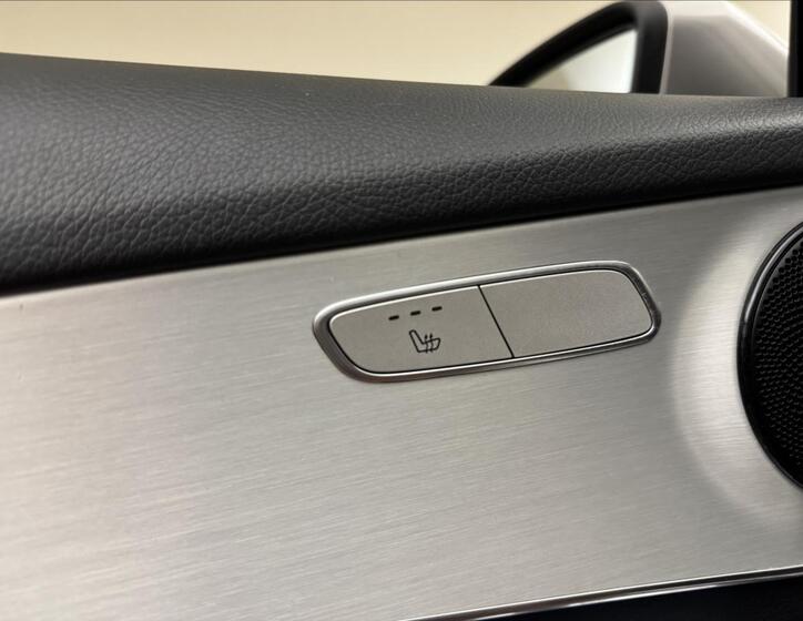 Mercedes-Benz GLC 29