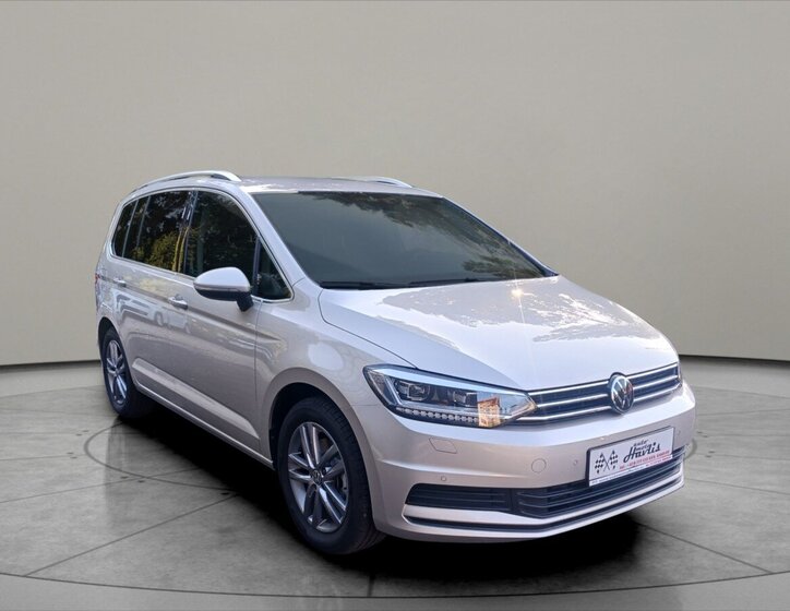 Volkswagen Touran 2
