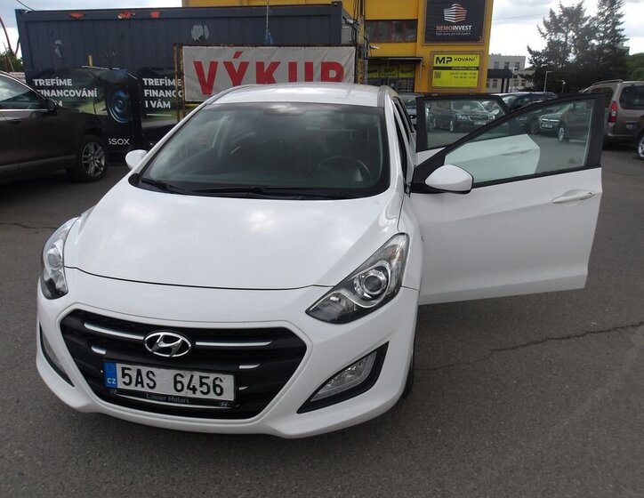 Hyundai i30 Kombi 1,6 l 88 kw