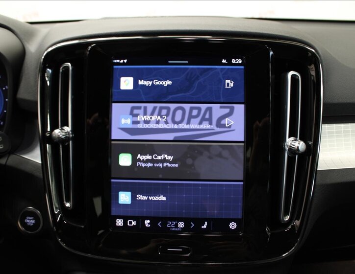 Volvo XC40 Kombi 2,0 l 145 kw